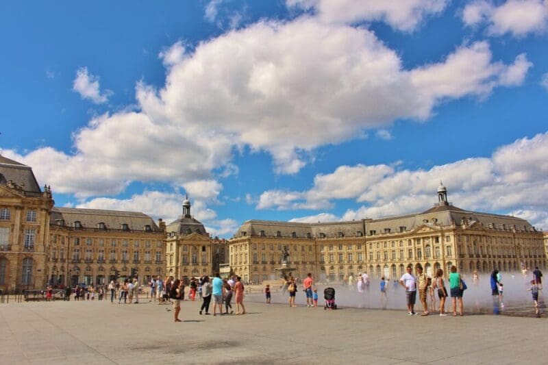 Bordeaux, França: onde ficar, quando ir e o que fazer