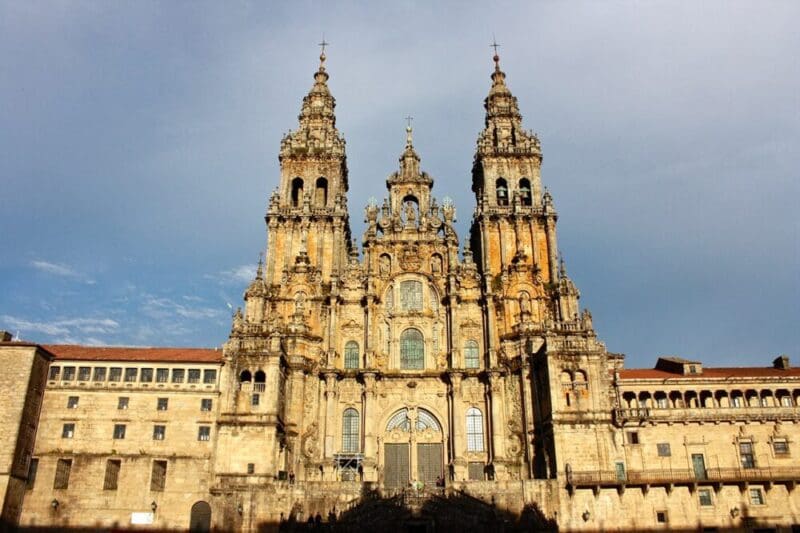 Santiago de Compostela: conheça a famosa cidade da Galícia!