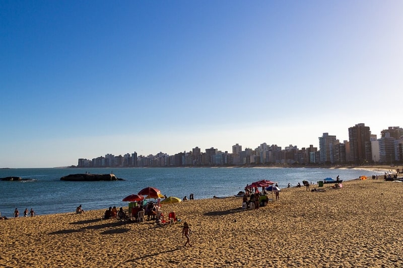 Praia da Costa em Vila Velha (ES): como ir e o que fazer?